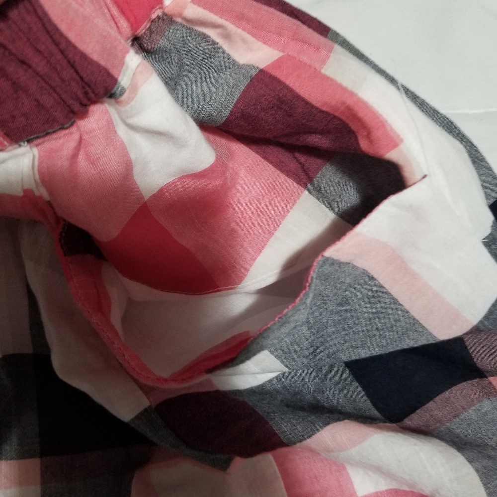 Joe Fresh Pink,Gray,Black And White Patterned Skirt Size Small - Picture 3 of 12